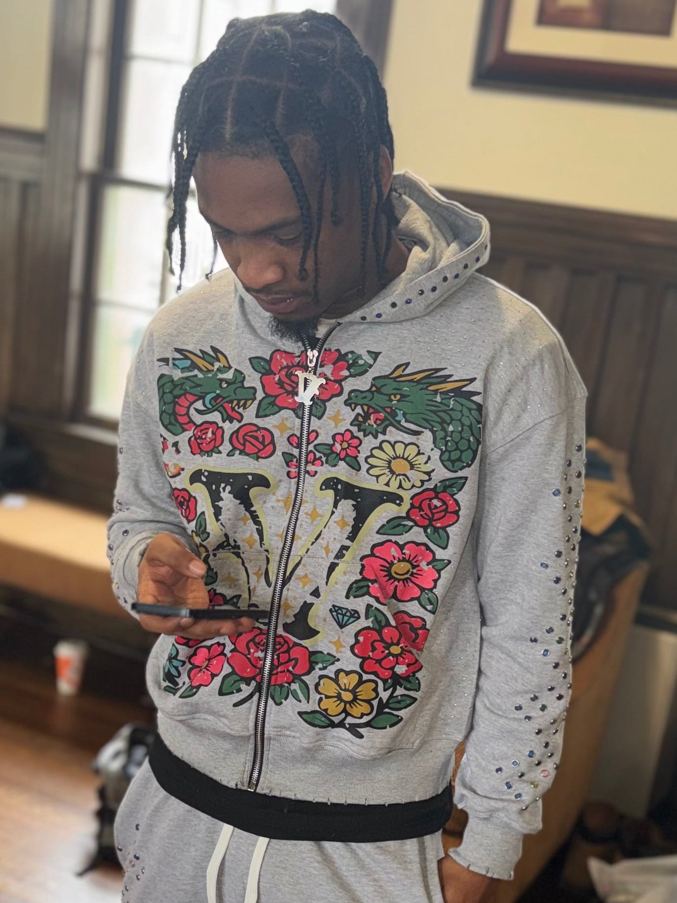 2V25 WINTVR/FVLL HVVDIE GRVY